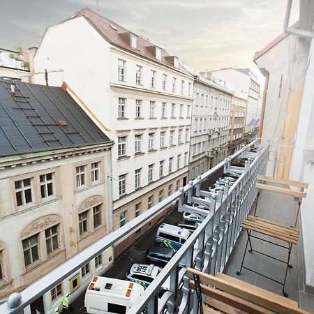 Luxury Central 150M2 Apartment On Wencelas Square With Private Garage Prag Exterior foto